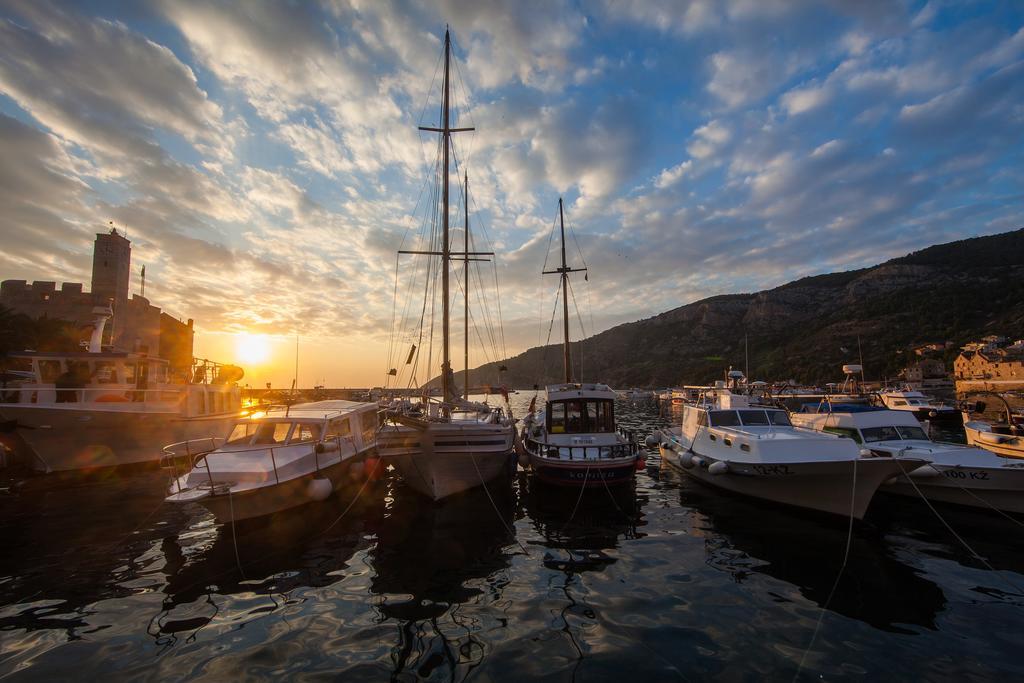 Villa Kamenica Komiža Rum bild